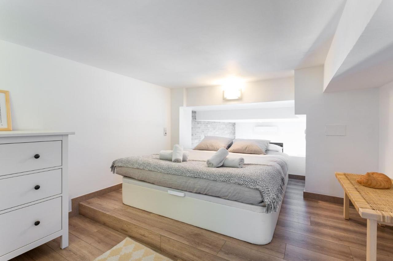 Stay U-Nique Apartments Travessera II Barcelona Zewnętrze zdjęcie